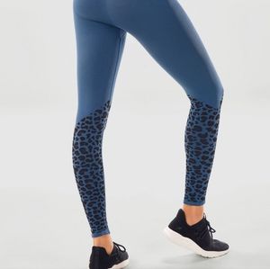 Fabletics XS High-Waisted Seamless Leopard Legging